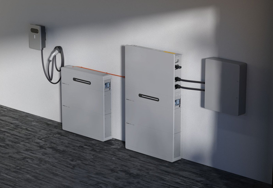 Υβριδικός μετατροπέας 8kW 8.8kVA Backup 327-850V MPPT Φιλικός προς τον προϋπολογισμό